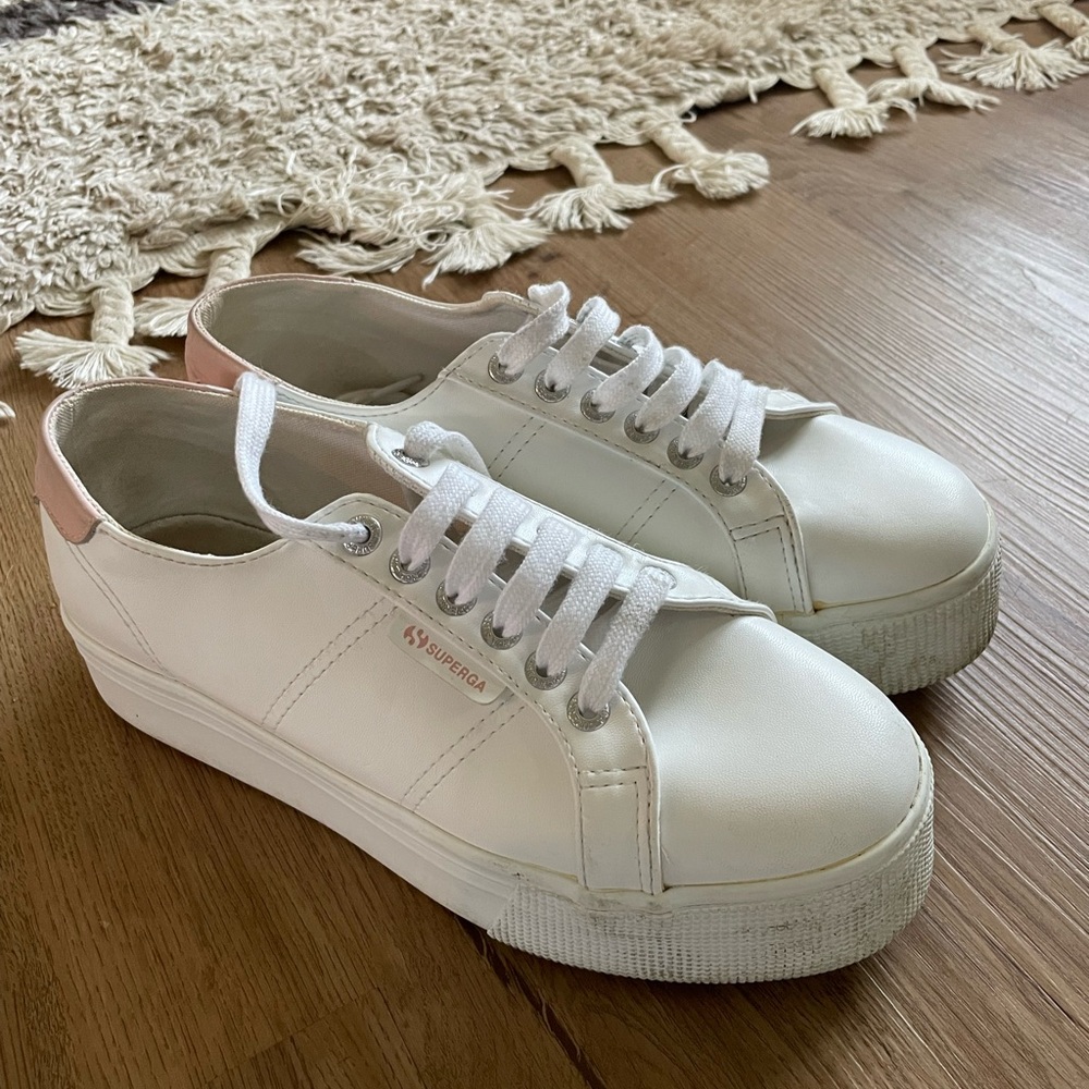 Superga Women's White and Pink Sneakers